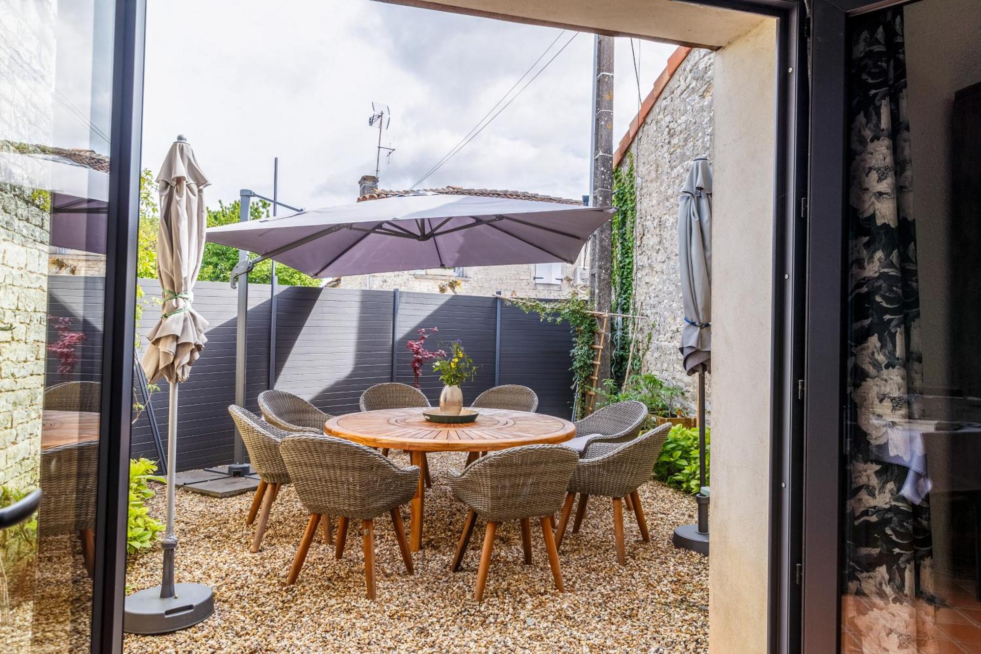 Au Clos Des Dely - Chambre D Hotes "Reference" Climatisee Mareuil  ภายนอก รูปภาพ